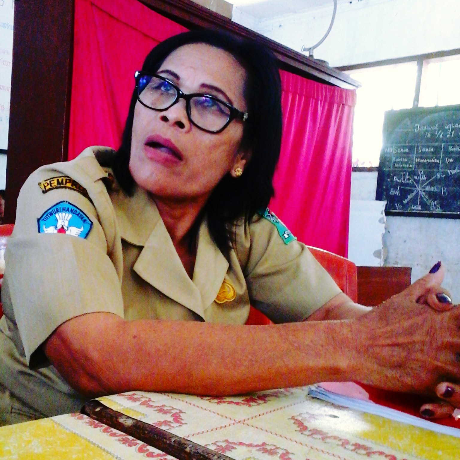 Kepsek SDN 091455 Marihat Huta Kec. Dolok Panribuan Simalungun Kembali Memotong Gaji Bawahannya