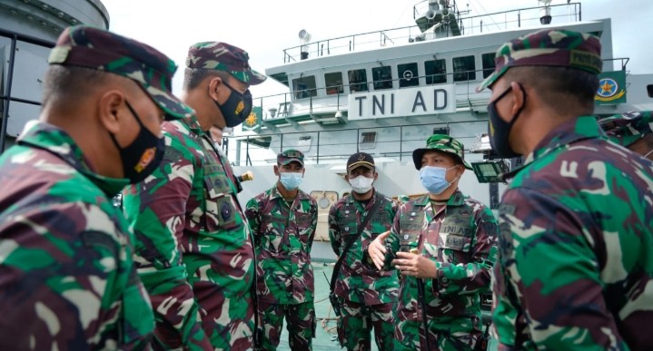 Danrem 162/WB Sambut Tim Satgas Zeni TNI AD Bangun Tiga Jembatan