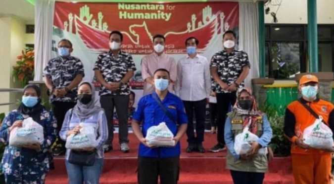 Wagub DKI Ahmad Riza Patria Beri Apresiasi Kegiatan Donor Darah dan Bakti Sosial BAPERA Jaksel