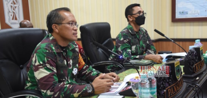 Pangdam XVIII/Kasuari Instruksikan PPKM Darurat Imbangan dan Serbuan Vaksinasi di Papua Barat