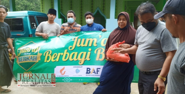 Ormas PP, PT FIF dan PT BAB Beri Bantuan Sembako,  Warga Terdampak Paska Banjir Desa Ranca Kelapa Terharu dan Bahagia